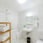 Apartment Atomis Düsseldorf